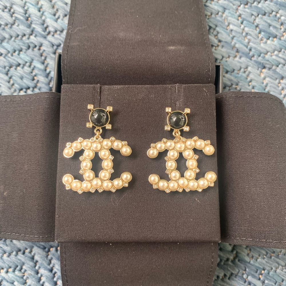 Authentic Chanel Pearl Drop Earrings - 21A
